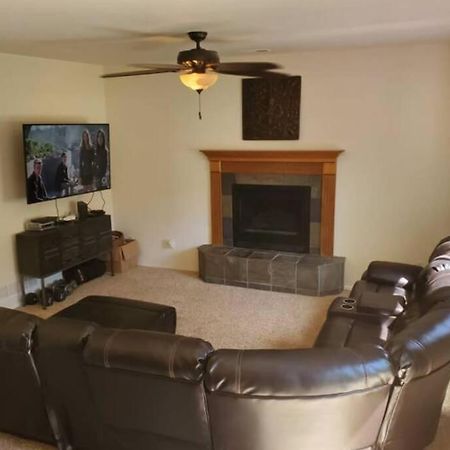 2 Master Suites/3 King Beds/4 Bath/Mins To Airport Colorado Springs Extérieur photo