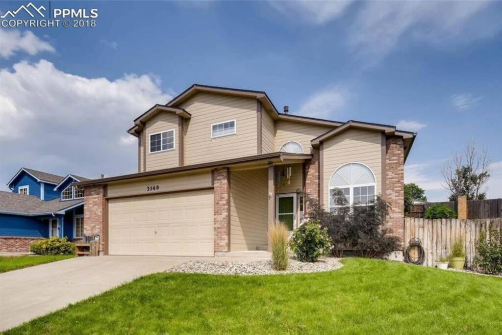 2 Master Suites/3 King Beds/4 Bath/Mins To Airport Colorado Springs Extérieur photo